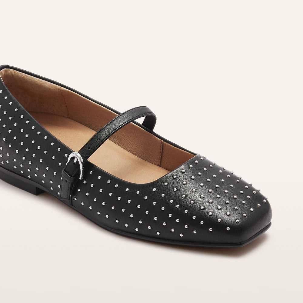 Hepburn | Black Stud