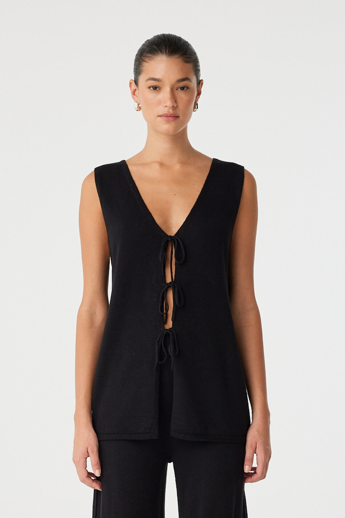 Poppy Reversible Longline Top | Black