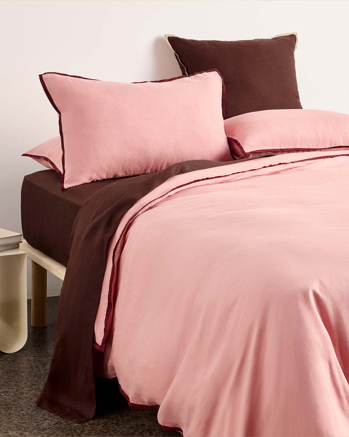 Linen Pillowcase Pair | Rhubarb
