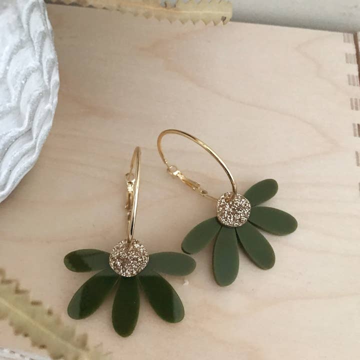 Jumbo Daisy Hoop Earring | Olive