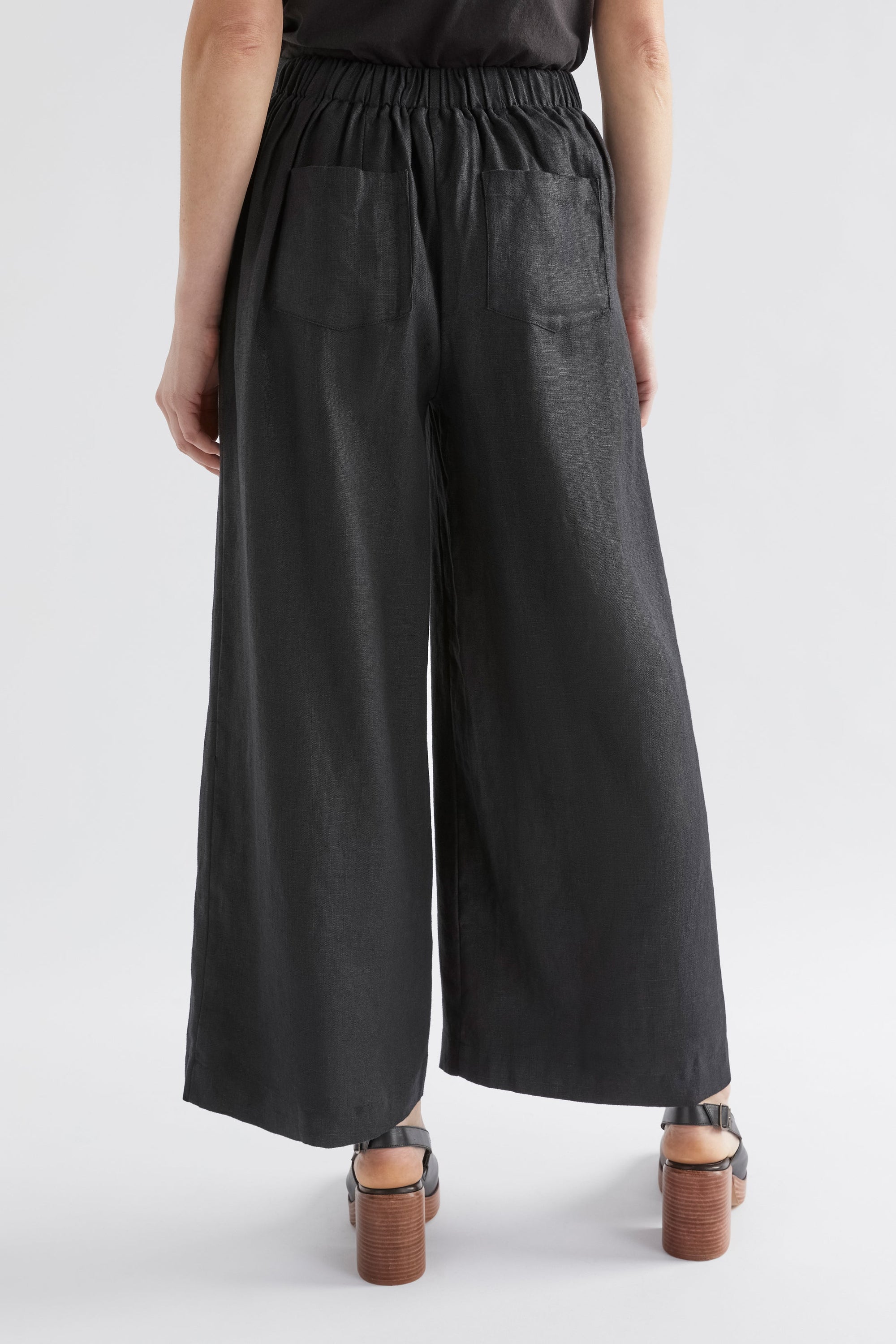 Ilona Pant | Black