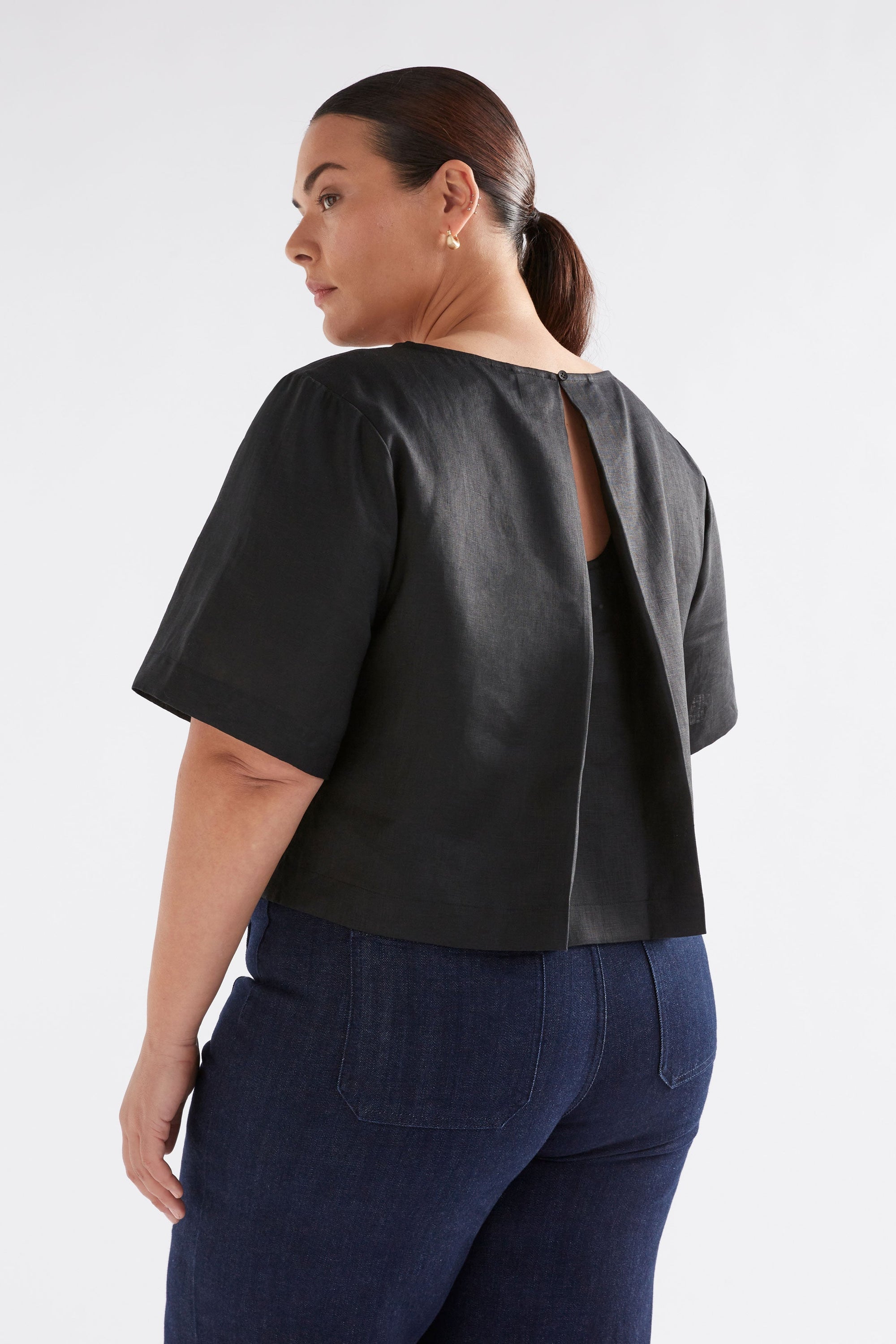 Honnor Linen Top