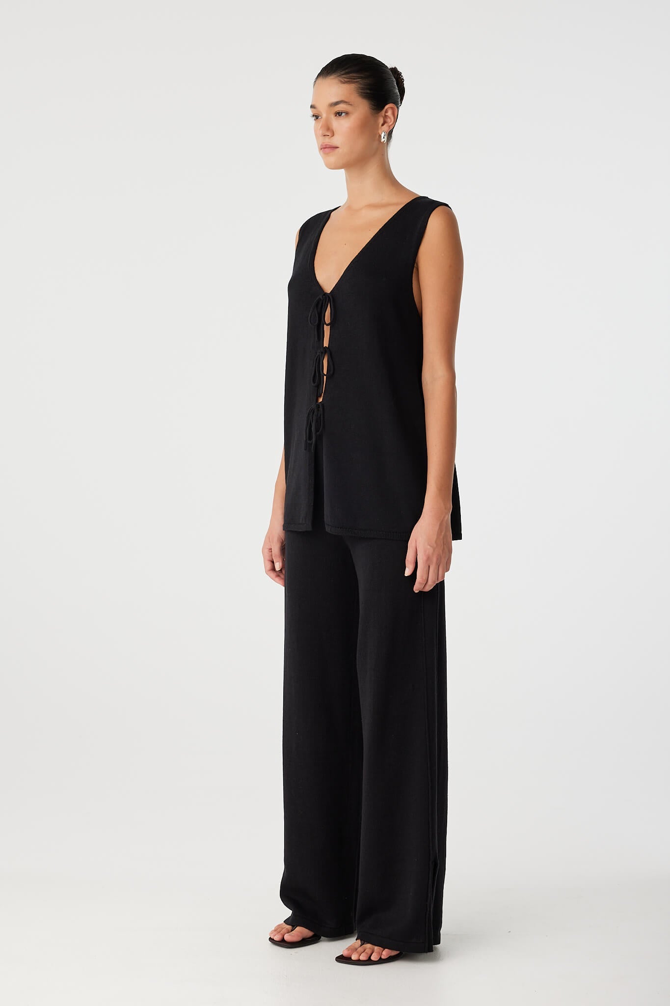 Poppy Reversible Longline Top | Black