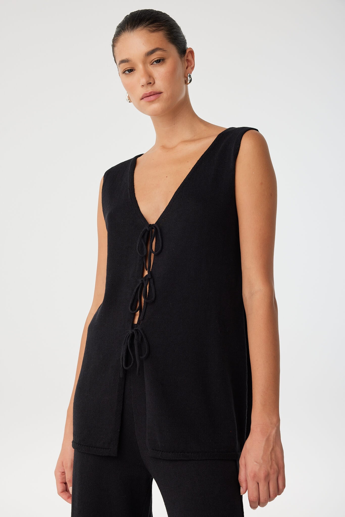 Poppy Reversible Longline Top | Black