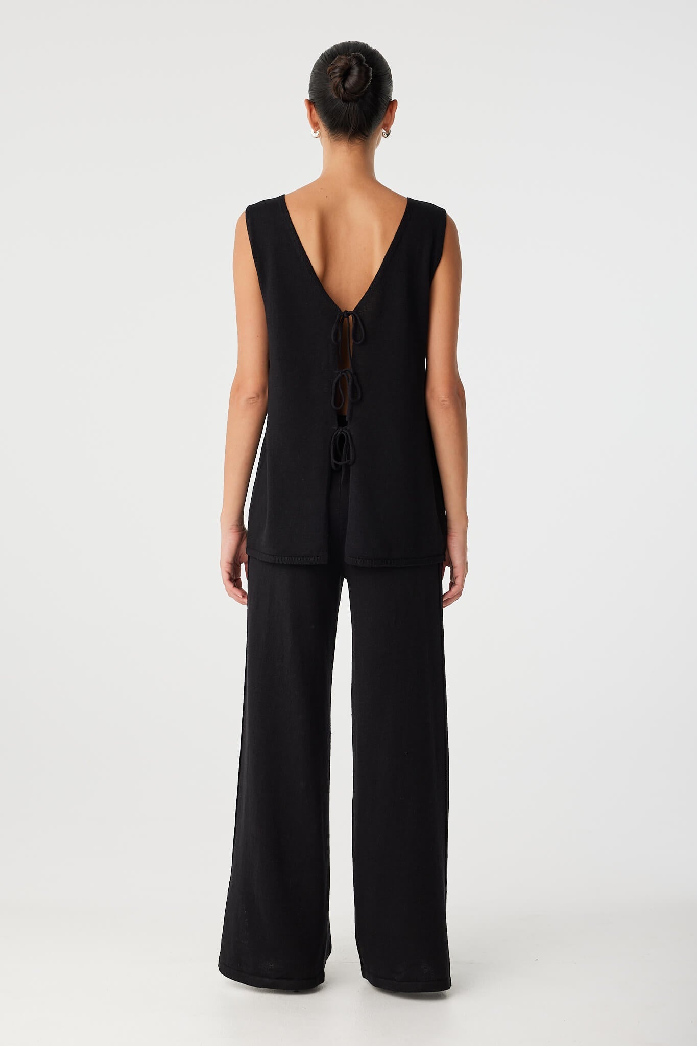 Poppy Reversible Longline Top | Black