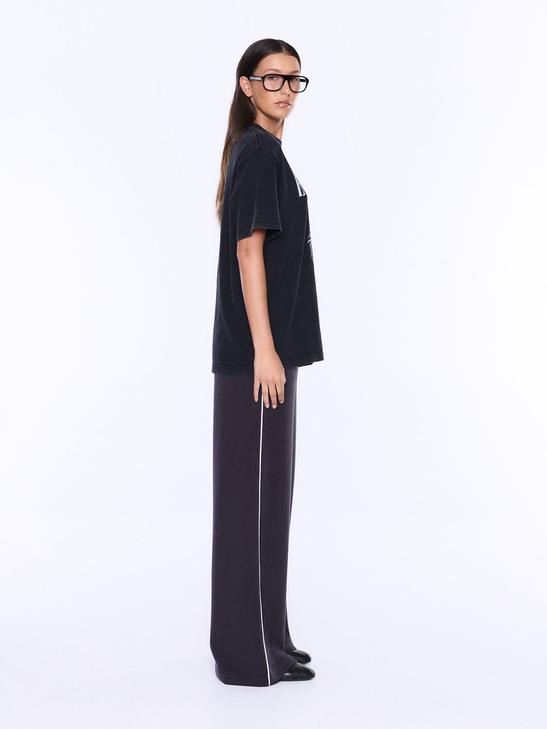 Ivy Relaxed Tee | Vintage Black