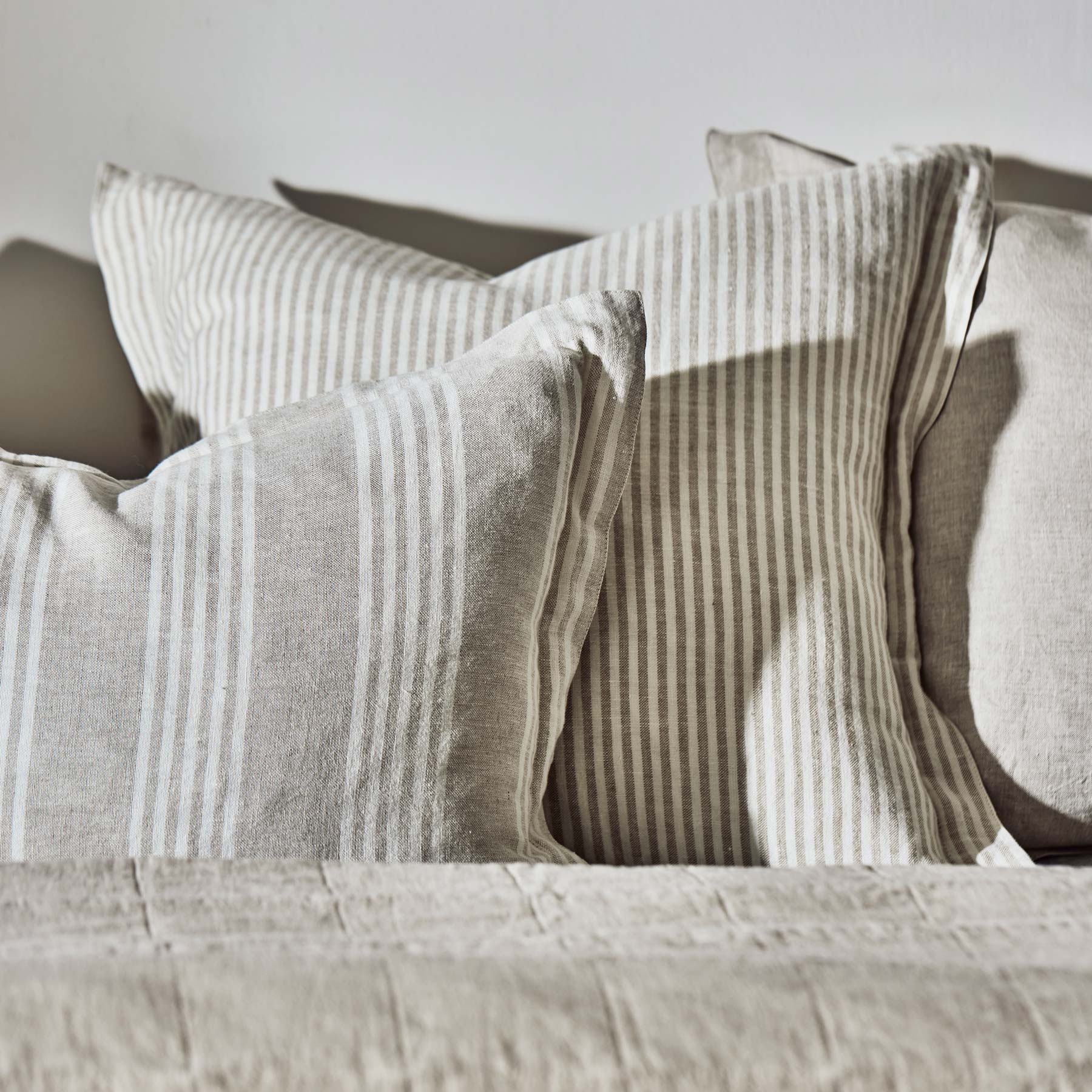 Mason Cushion | Linen/White Stripe