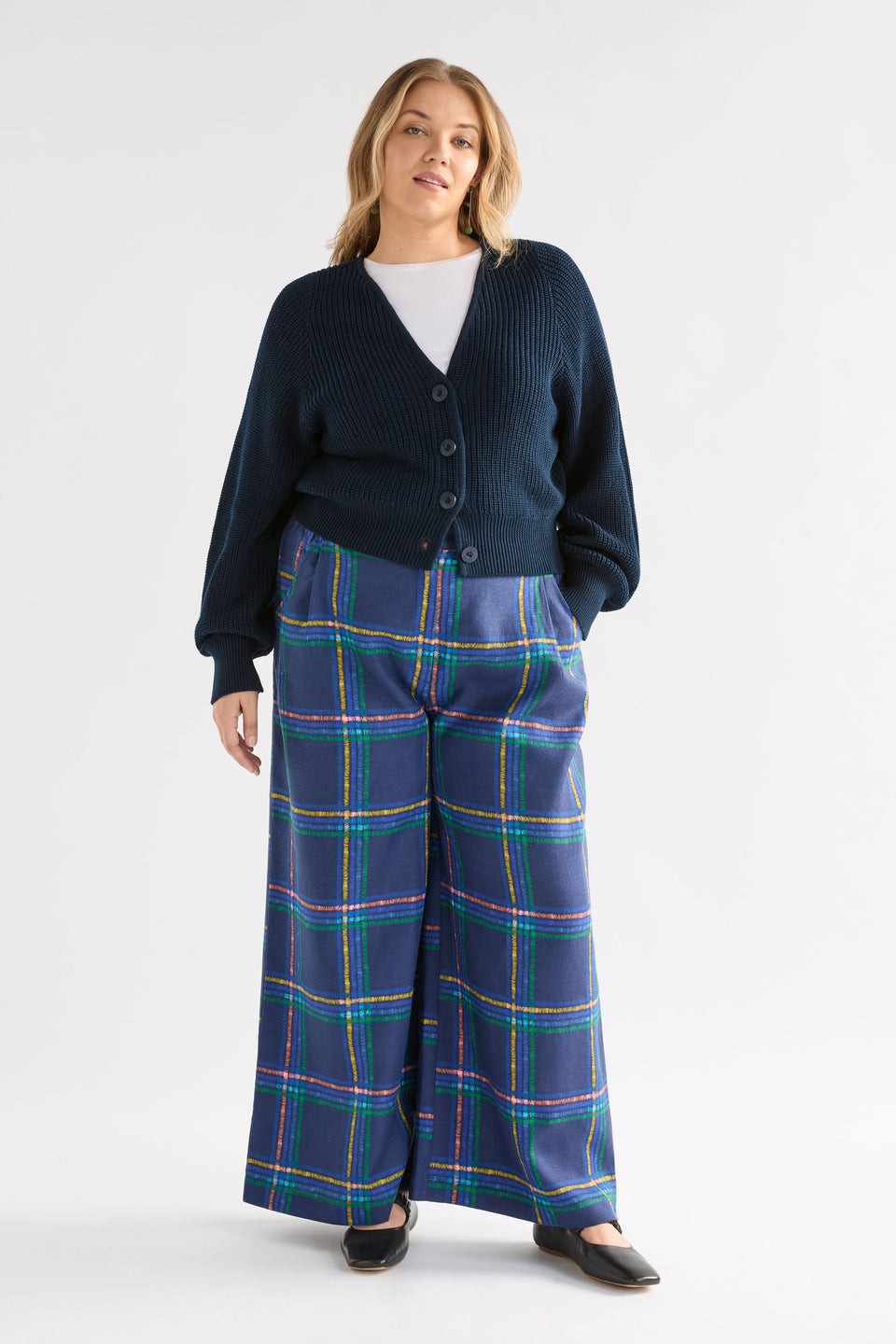 Saari Cardigan | Bright Navy