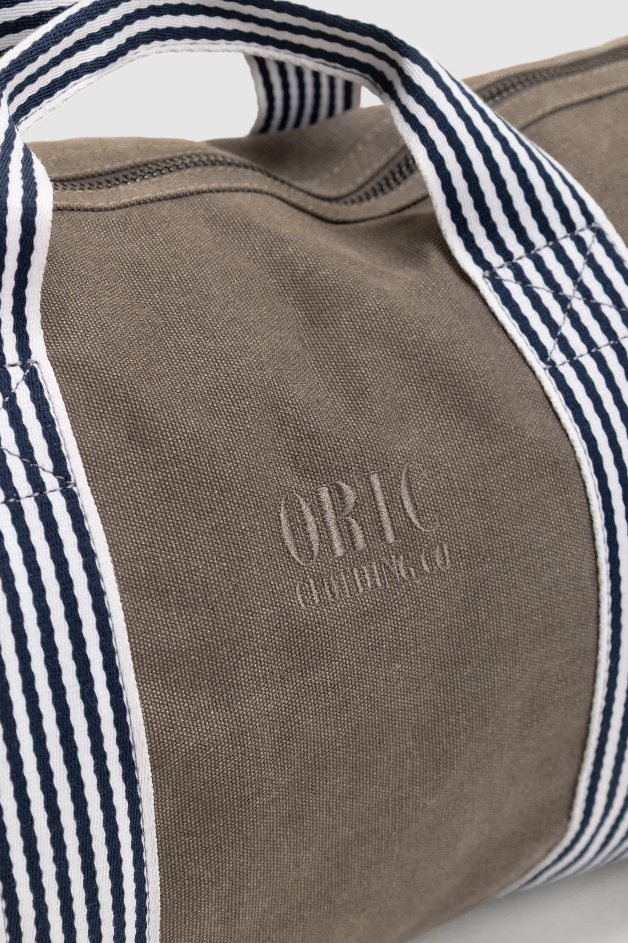 Canvas Duffle Bag | Bark