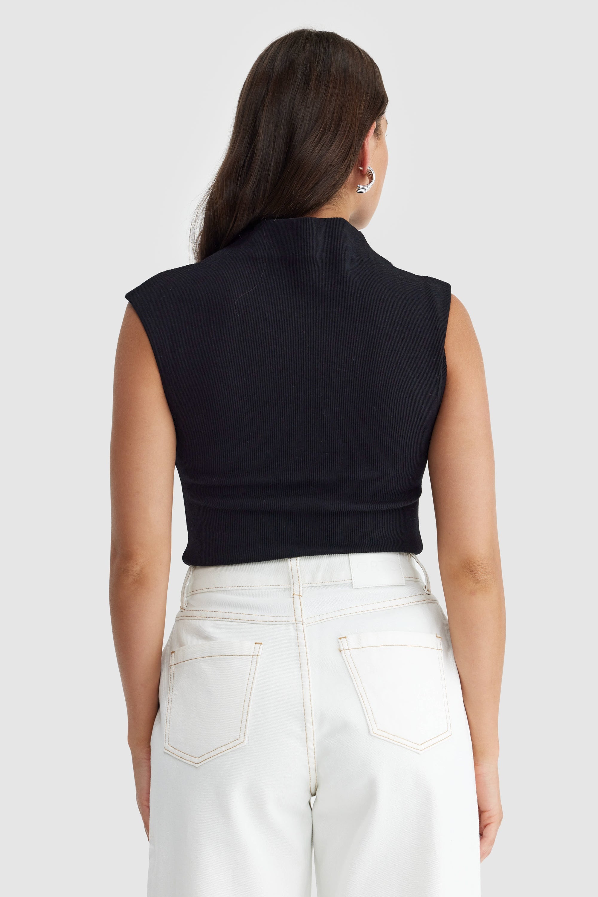 Liv High Neck Rib Top | Black